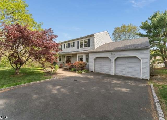 Property at 12 Shady Brook Ct, Hillsborough Twp., NJ 08844-1227, 5 beds, 3.5 baths