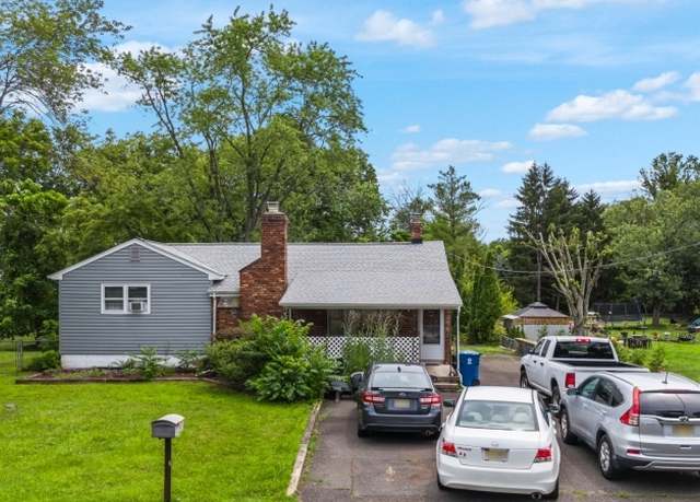 Property at 76 Pearl St, Bridgewater Twp., NJ 08807-3140, 3 beds, 2 baths