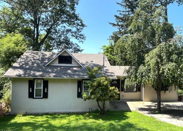 Property at 120 Hillside Rd, Sparta Twp., NJ 07871-2015, 3 beds, 1 bath