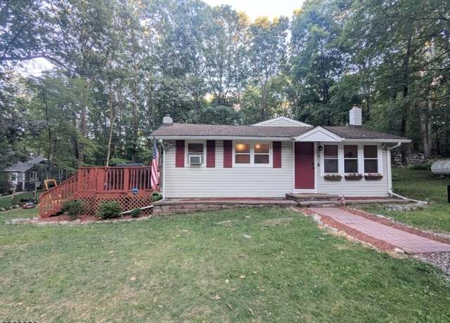 Property at 44 Appleseed Rd, Vernon Twp., NJ 07461-4741, 2 beds, 2 baths