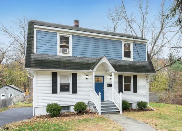 Property at 60 Budd St, Morristown Town, NJ 07960-5077, 3 beds, 2 baths