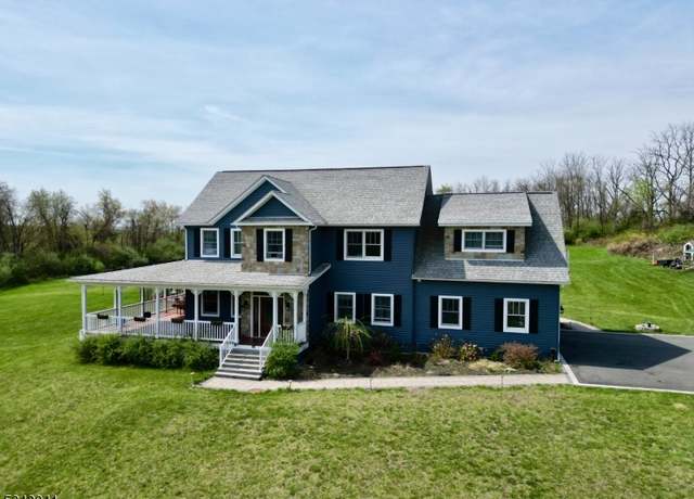 Property at 78 Lime Kiln Rd, Knowlton Twp., NJ 07832-2111, 4 beds, 2.5 baths