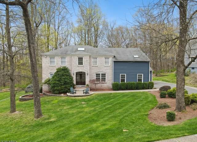 Property at 5 Jason Ln, Morris Twp., NJ 07960-3241, 4 beds, 3.5 baths