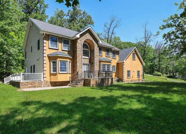 Property at 1121 N Washington Ave, Green Brook Twp., NJ 08812-2123, 4 beds, 4.5 baths