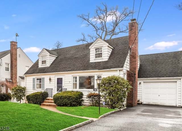 Property at 380 Whitewood Rd, Union Twp., NJ 07083-8217, 3 beds, 2 baths