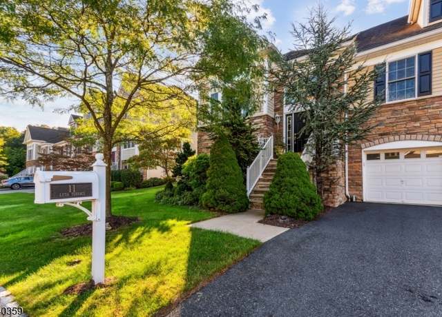 Property at 11 Luth Ter, West Orange Twp., NJ 07052-6607, 3 beds, 2.5 baths