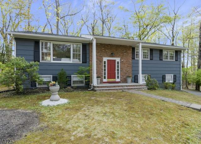 Property at 3 Edmund Dr, Warren Twp., NJ 07059-5312, 4 beds, 2.5 baths