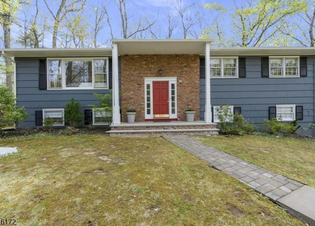 Property at 3 Edmund Dr, Warren Twp., NJ 07059-5312, 4 beds, 2.5 baths