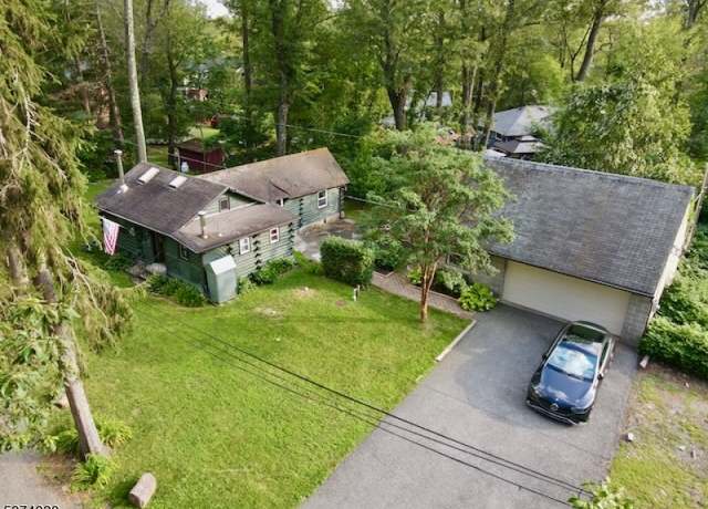 Property at 8 Rock Rd, West Milford Twp., NJ 07480-4015, 2 beds, 1 bath