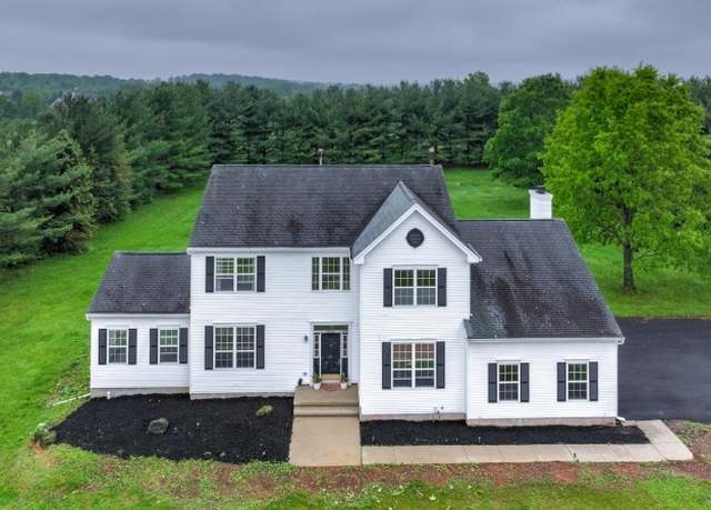 Property at 27 Suydam Rd, Franklin Twp., NJ 08873-7306, 4 beds, 2.5 baths