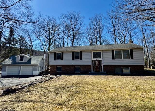 Property at 38 Notch Rd, Jefferson Twp., NJ 07438-8839, 3 beds, 2.5 baths