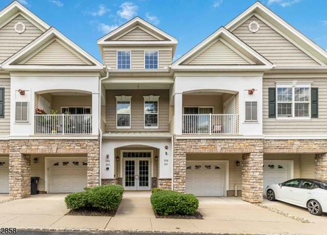Property at 306 Brook Hollow Dr, Hanover Twp., NJ 07981-2500, 1 bed, 1.5 baths