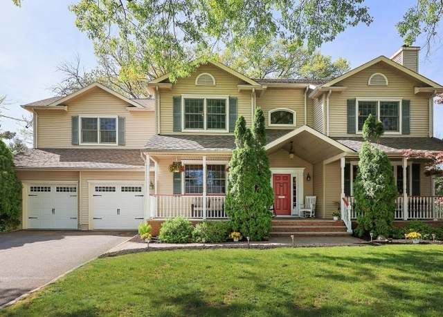Property at 24 Georgia St, Cranford Twp., NJ 07016-2742, 5 beds, 4 baths