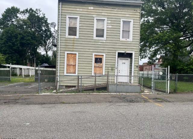 Property at 116 Oxford St, Paterson City, NJ 07522-1147