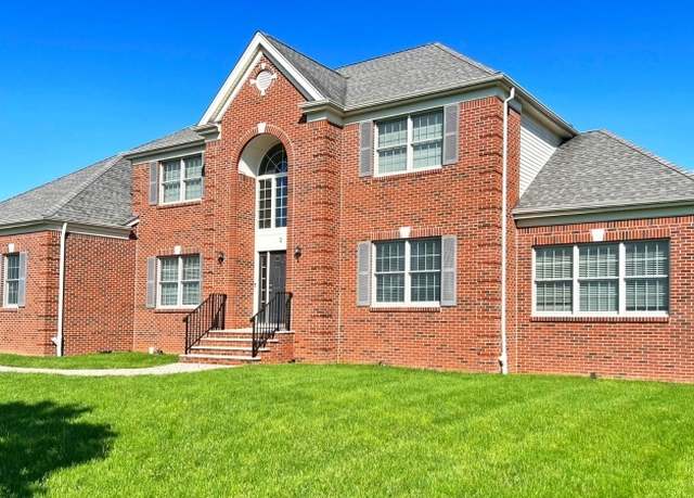 Property at 2 Murphy Dr, Hillsborough Twp., NJ 08844-1546, 5 beds, 3 baths