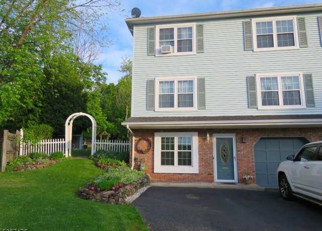 Property at 111 Lenape Trl, Washington Boro, NJ 07882-2146, 4 beds, 2 baths