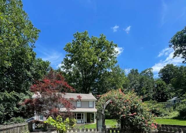 Property at 87 Ridgeway Ave, Hope Twp., NJ 07844, 3 beds, 2 baths
