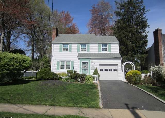 Property at 62 Lincoln Ave, Chatham Boro, NJ 07928-2062, 3 beds, 1.5 baths