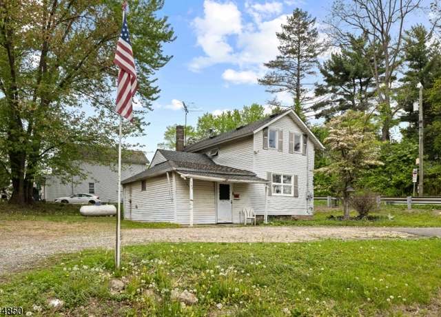 Property at 149 Main Rd, Montville Twp., NJ 07045, 3 beds, 1 bath