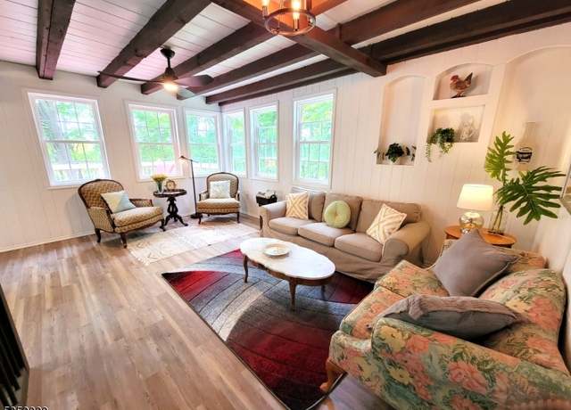 Property at 1 Dunay Rd, Vernon Twp., NJ 07462, 3 beds, 2 baths