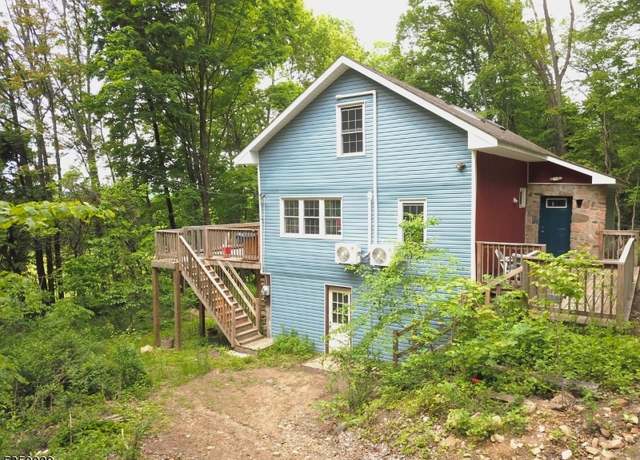 Property at 1 Dunay Rd, Vernon Twp., NJ 07462, 3 beds, 2 baths