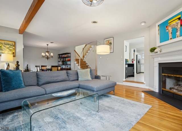 Property at 42 Matthew Rd, Wayne Twp., NJ 07470-3961, 3 beds, 2.5 baths