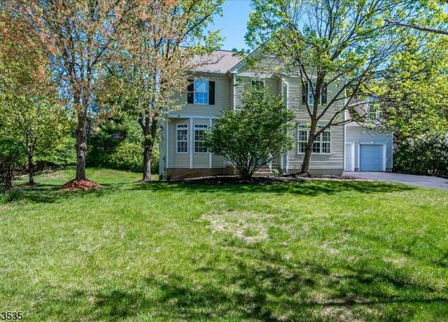 Property at 35 Hansom Rd, Bernards Twp., NJ 07920-2974, 4 beds, 2.5 baths