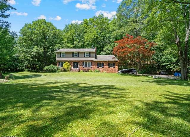 Property at 348 W Mountain Rd, Sparta Twp., NJ 07871-3530, 4 beds, 2.5 baths