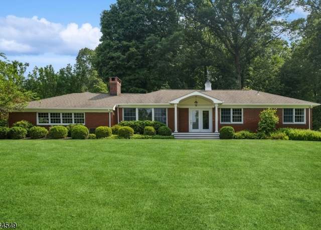Property at 5 Woodland Rd, Franklin Twp., NJ 08867-4027, 3 beds, 2 baths