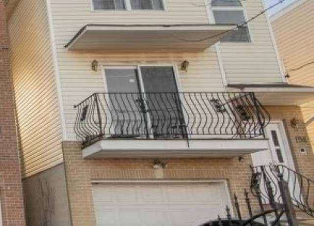 Property at 194 S 8Th St, Newark City, NJ 07103-2105, 8 beds, 5 baths