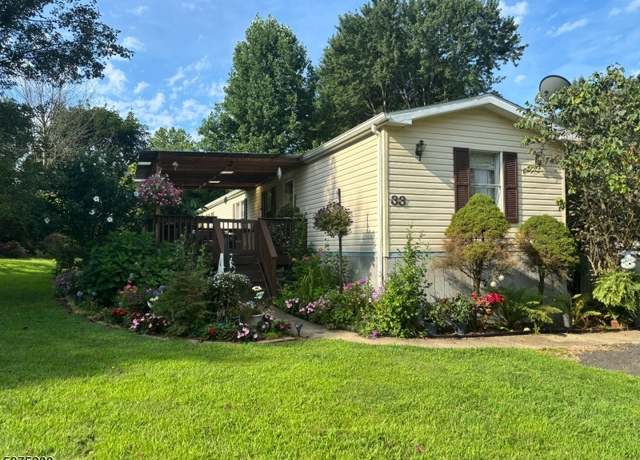 Property at 33 Sherwood Park, Washington Twp., NJ 07853, 2 beds, 2 baths