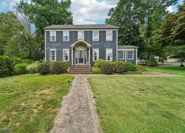 Property at 2 Craig Ct, Morris Twp., NJ 07960-3238, 4 beds, 3.5 baths