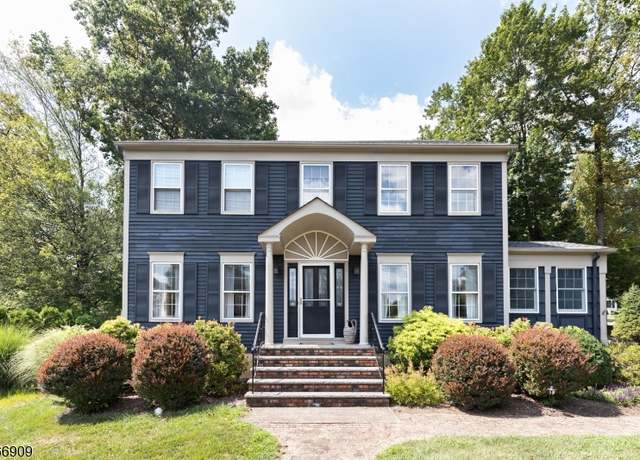 Property at 2 Craig Ct, Morris Twp., NJ 07960-3238, 4 beds, 3.5 baths