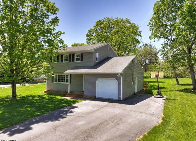 Property at 27 Roanoke Rd, Bridgewater Twp., NJ 08807-2609, 4 beds, 2.5 baths