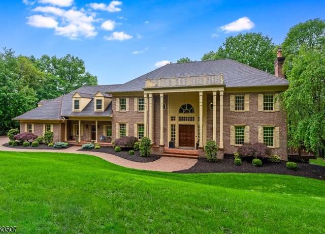 Property at 10 Beacon Hill Dr, Chester Twp., NJ 07930-3000, 6 beds, 6 baths