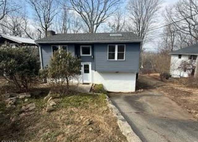 Property at 19 Hemlock Rd, Byram Twp., NJ 07821-4025, 3 beds, 2 baths