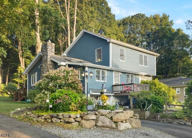 Property at 61 Tamarack Trl, Hardyston Twp., NJ 07460-1220, 3 beds, 2 baths