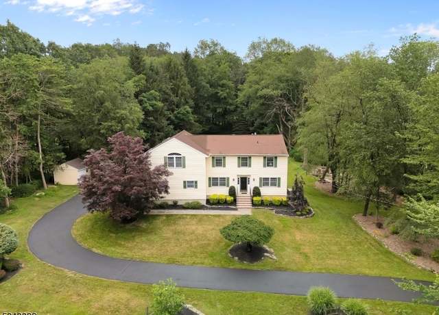 Property at 88 W Springtown Rd, Washington Twp., NJ 07853-3409, 4 beds, 3.5 baths