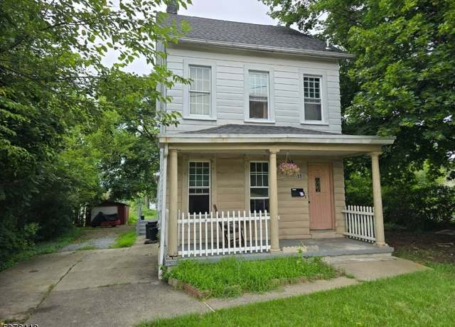 Property at 499 Center St, Phillipsburg Town, NJ 08865-2659, 4 beds, 2 baths