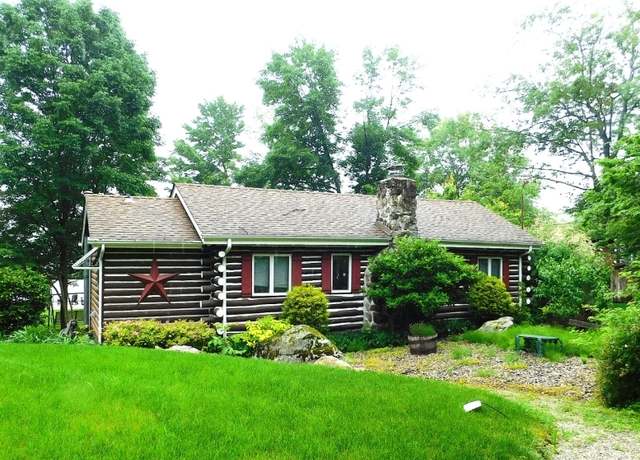Property at 62 Lakeside Dr, Vernon Twp., NJ 07461-4379, 3 beds, 2 baths