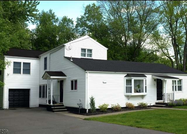 Property at 14 Big Piece Rd, Fairfield Twp., NJ 07004-1106, 5 beds, 3 baths
