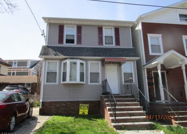 Property at 858 Lyons Ave, Irvington Twp., NJ 07111-1846, 2 beds, 1.5 baths