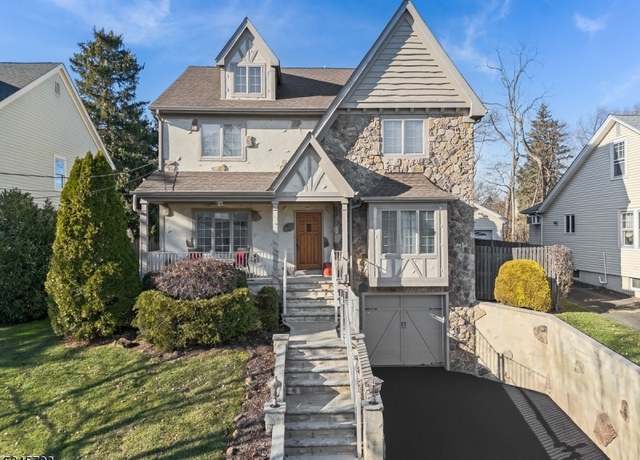 Property at 821 Grant Ave, Westfield Town, NJ 07090-2322, 5 beds, 3.5 baths