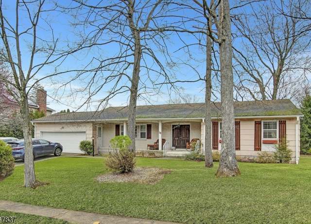 Property at 18 Oak Ave, West Orange Twp., NJ 07052-2410, 3 beds, 2 baths