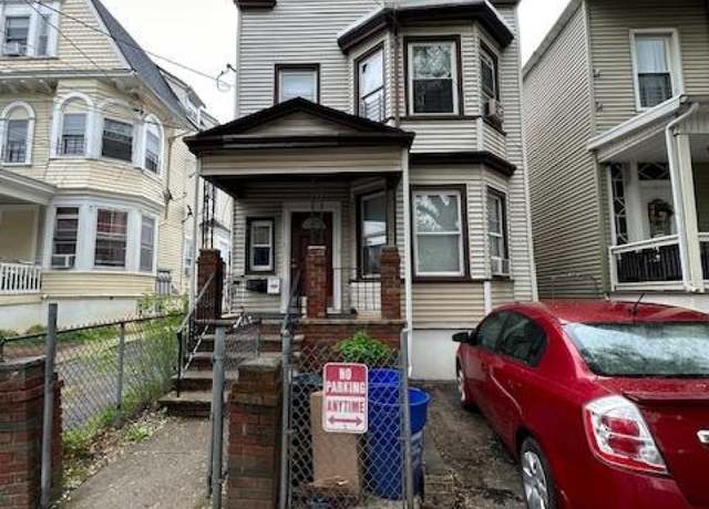 Property at 323 N 7Th St, Newark City, NJ 07107-3686, 4 beds, 3 baths