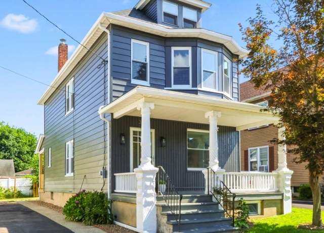 Property at 300 Irwin St, Phillipsburg Town, NJ 08865-2510, 3 beds, 1.5 baths