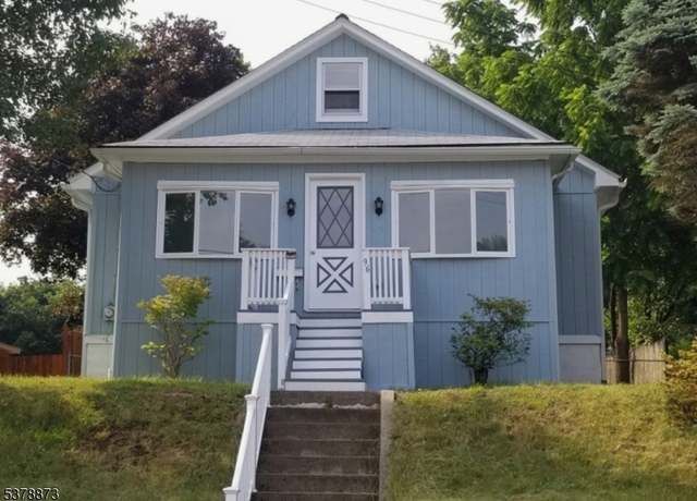 Property at 96 Park Ave, Washington Boro, NJ 07882-1816, 4 beds, 1.5 baths