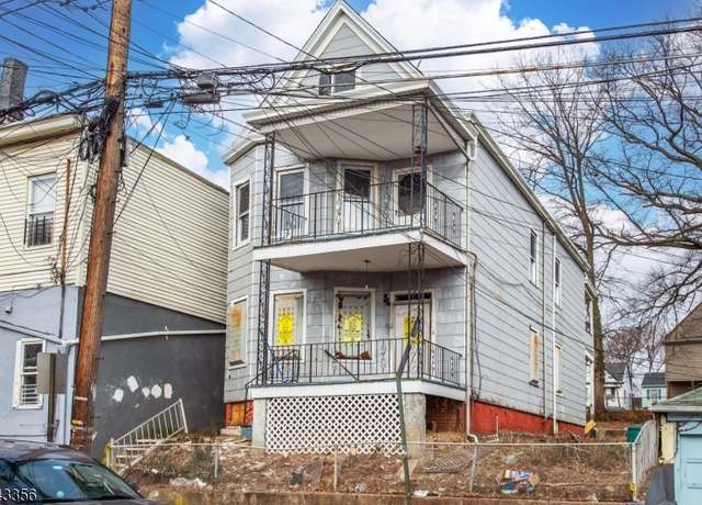 Property at 87 N 5th St, Paterson City, NJ 07522-1301, 6 beds, 2 baths