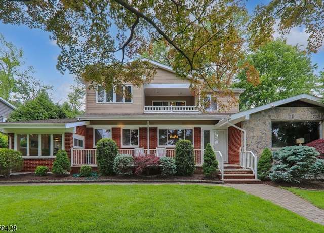 Property at 103 County Park Dr, Cranford Twp., NJ 07016-1510, 4 beds, 4 baths