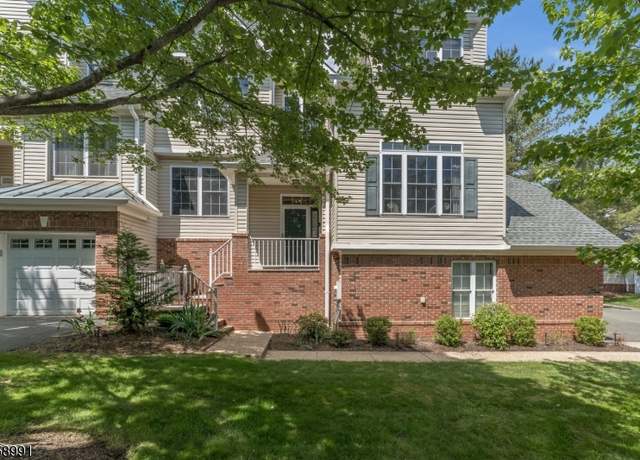 Property at 27 Loft Dr, Bridgewater Twp., NJ 08836-2262, 3 beds, 3.5 baths
